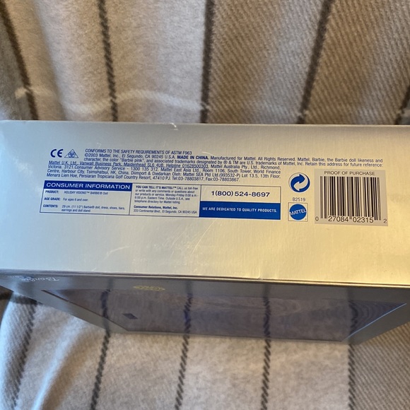 Holiday Visions Barbie, Winter Fantasy , 1st in the series, 2003 special edition - Picture 5 of 7